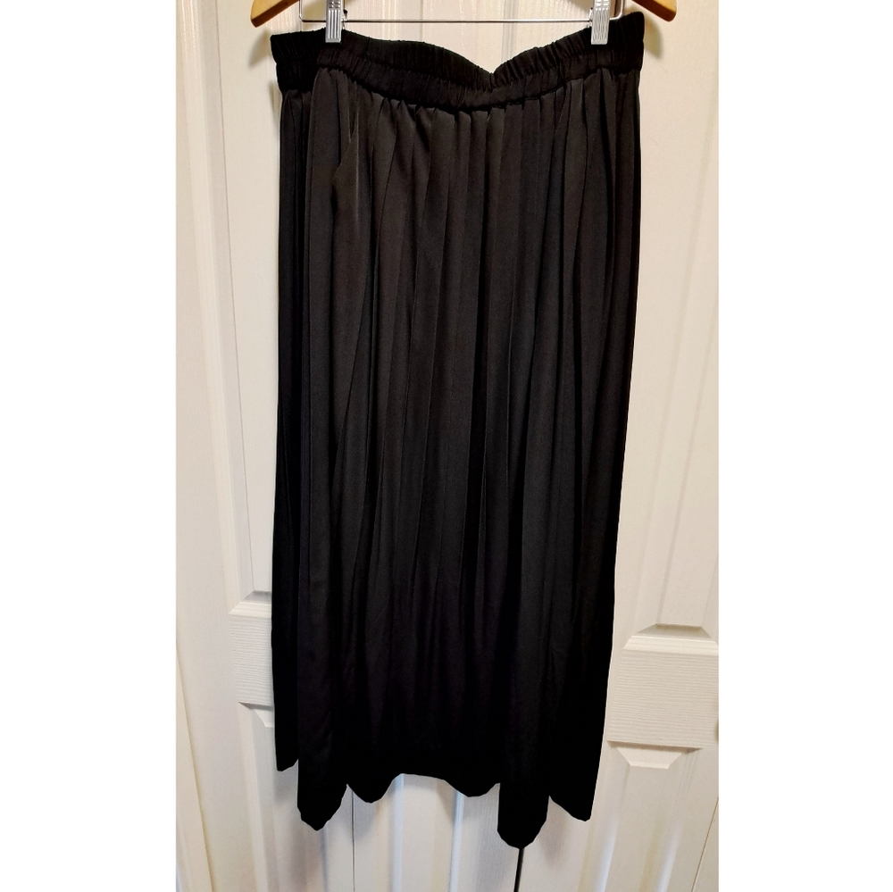 Halston Heritage Black Midi A-Line Pleated Skirt Size Lrg